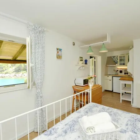 Bay House Rosohotnica -