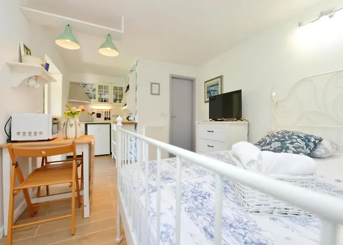 Bay House Rosohotnica -